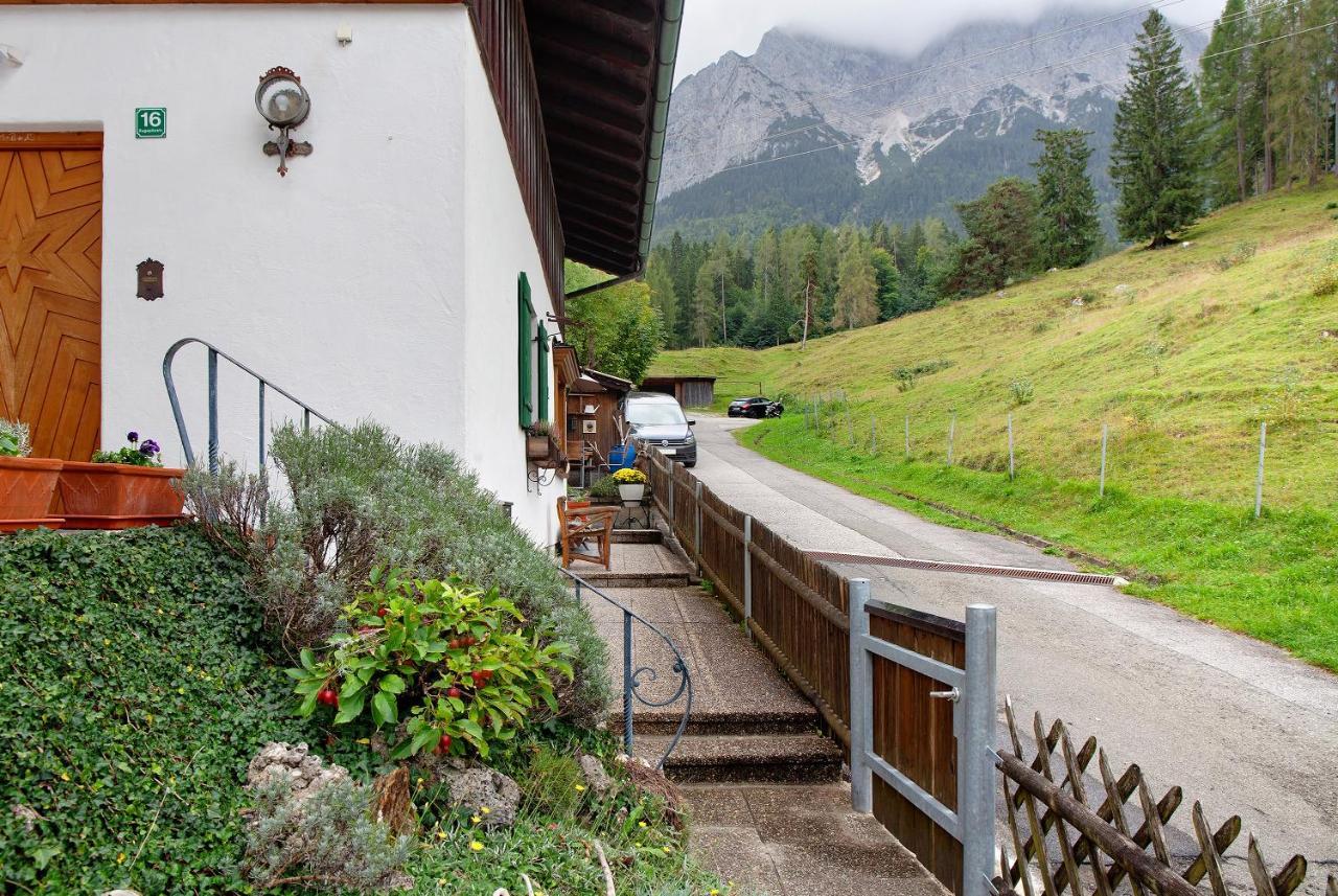 Ferienwohnung Zugspitznest غرينو المظهر الخارجي الصورة